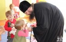 Сиротам і постраждалим у зоні АТО прибула гуманітарна допомога від віруючих УПЦ