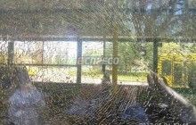 У Києві невідомий обстріляв автобус (фото)