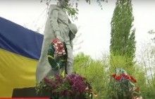 В Бахмуте в День памяти и примирения вспомнили о недавних событиях на Донбассе (видео)