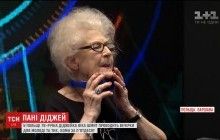 Бабушка-диджейка из Польши играет на дискотеках для престарелых и молодых (видео)