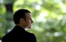 Сегодня Макрон официально заступит на пост президента Франции