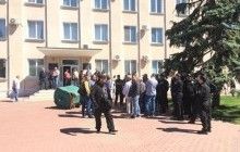 В Одесской области депутата облили зеленкой из-за храма и отказа назвать Крым украинским (фото, видео)