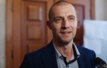 Екс-нардеп влаштувався таксистом у Києві (фото)