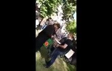 На мітингу УПЦ МП під Радою помітили священика з пачкою грошей у руках (відео)