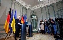 Меркель запевнила Порошенка, що доля України не буде вирішуватися без Києва на саміті G20