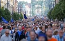 Тысячи людей протестовали против политики правящей партии в Будапеште