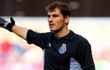 Испанский голкипер Икер Касильяс подписал предварительный контракт с "Ливерпулем"