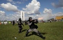 Протестующие в Бразилии подожгли министерство сельского хозяйства