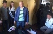 В Полтаве руководитель сети аптек пытался дать 260 тысяч взятки работнику полиции