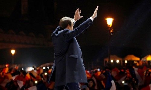 Проблеми, з якими зіткнеться президент Еммануель Макрон :