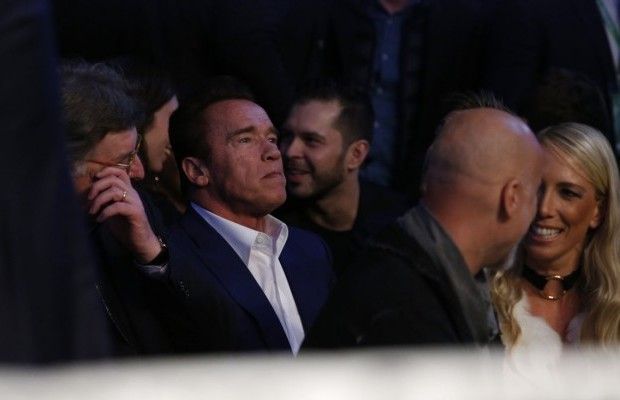 Сталлоне о Шварценеггере: он быстро поправится, но сигары не бросит