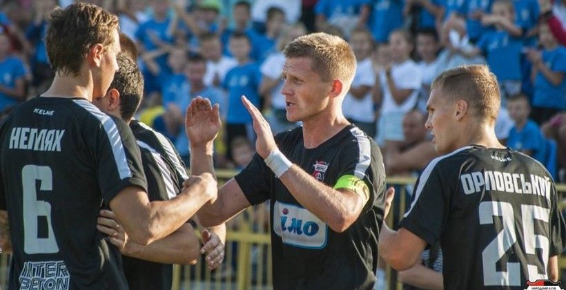 Футболісти Футболісти