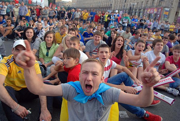Київська влада визначилася з основними локаціями для вболівальників на фінал Ліги чемпіонів-2018 / kpravda.com Київська влада визначилася з основними локаціями для вболівальників на фінал Ліги чемпіонів-2018 / kpravda.com