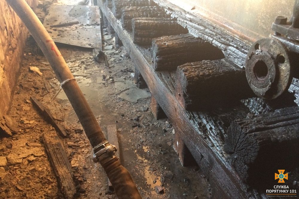 Горіли балки на третьому поверсі Горіли балки на третьому поверсі