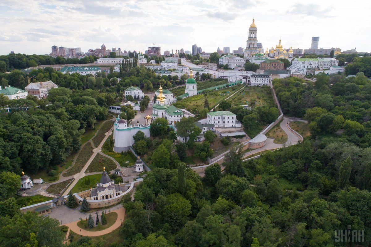 Негода відступить зі значної частини території України / фото УНІАН Негода відступить зі значної частини території України / фото УНІАН