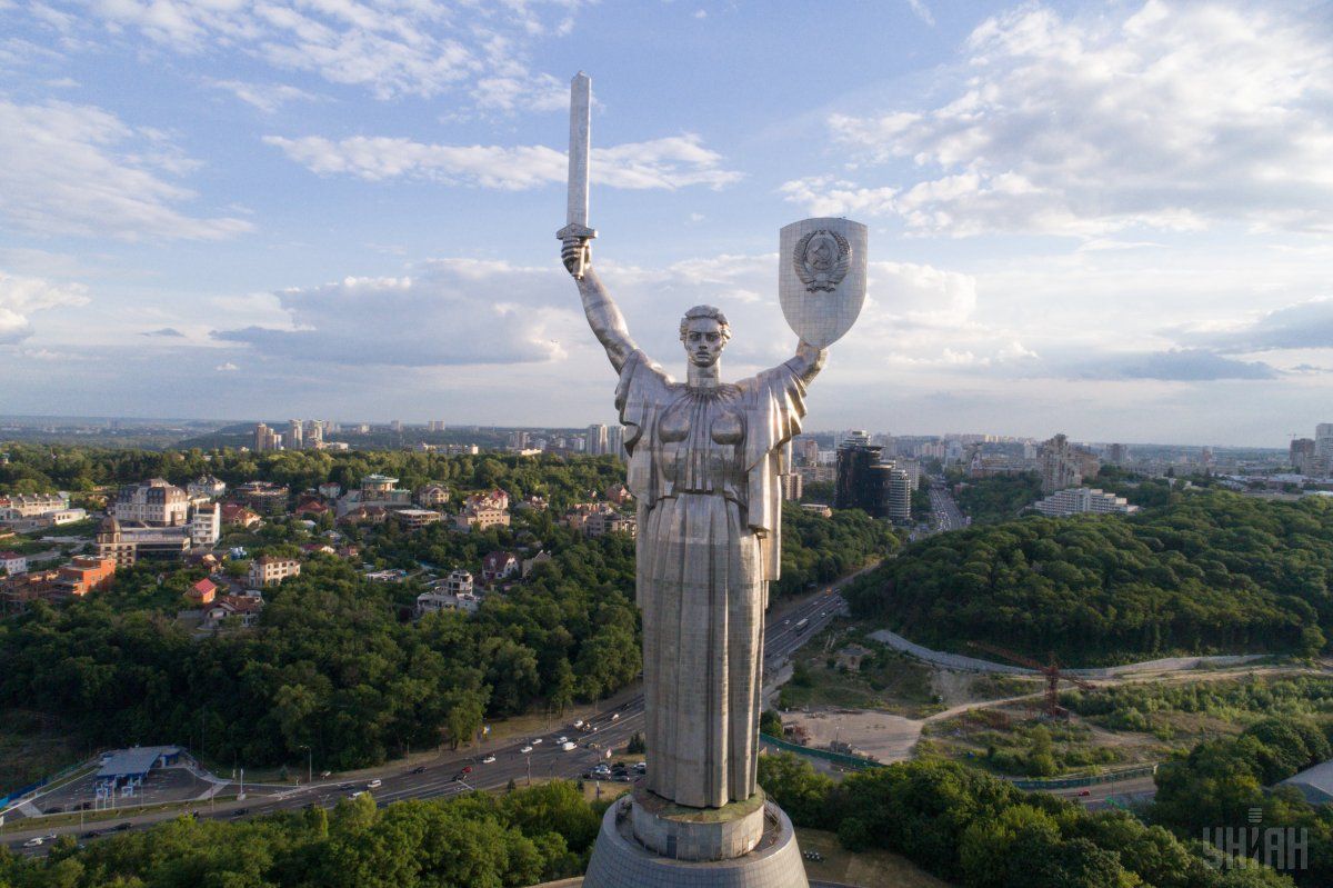 В Киеве завтра переменная облачность / фото УНИАН В Киеве завтра переменная облачность / фото УНИАН