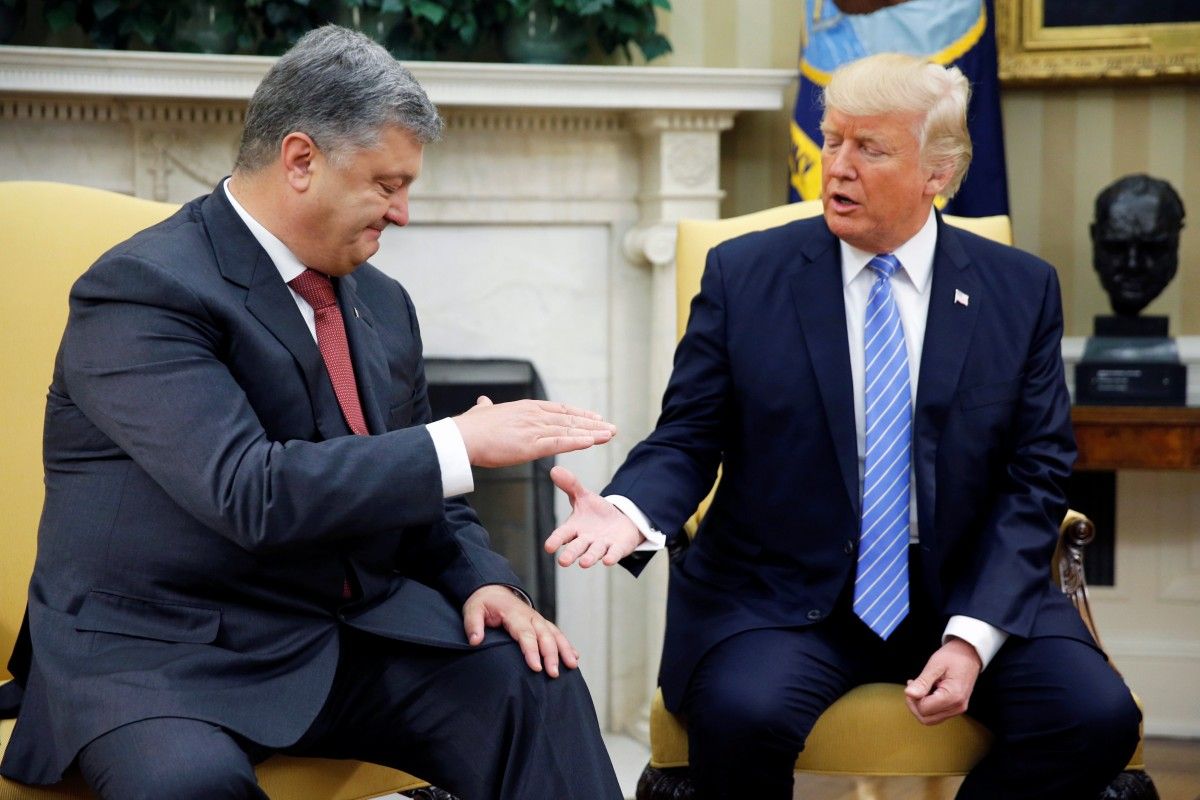 Петр Порошенко и Дональд Трамп / REUTERS