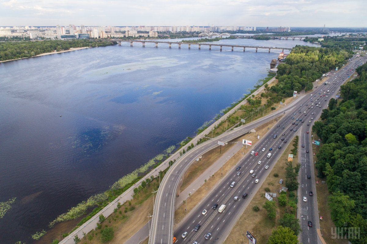 Оприлюднено графік ремонту столичних доріг в 2018 році / фото УНІАН Оприлюднено графік ремонту столичних доріг в 2018 році / фото УНІАН