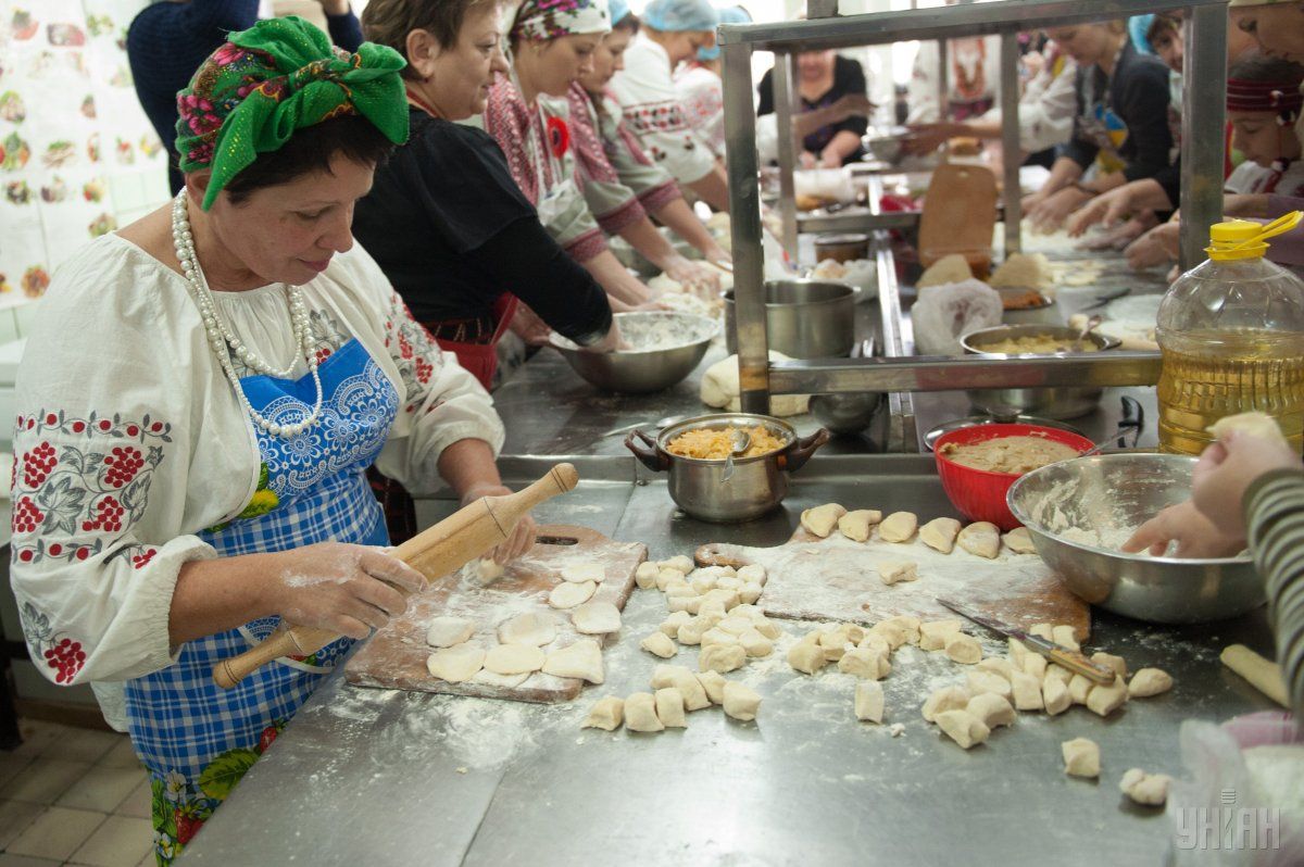 В ходе мероприятия поставят кулинарный рекорд \ фото УНИАН В ходе мероприятия поставят кулинарный рекорд \ фото УНИАН