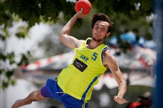 Ігор Копишинський став кращим снайпером чемпіонату Європи з пляжного гандболу / scu.org.ua Ігор Копишинський став кращим снайпером чемпіонату Європи з пляжного гандболу / scu.org.ua