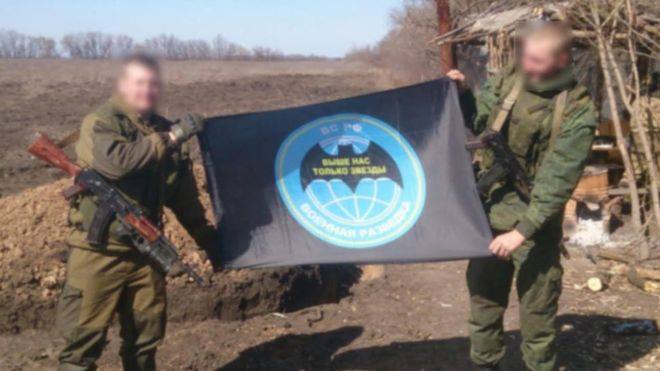 Военные передали задержанного СБУ россиянина и еще троих человек / facebook.com/SecurSerUkraine Военные передали задержанного СБУ россиянина и еще троих человек / facebook.com/SecurSerUkraine