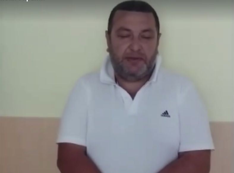 Из Украины выдворили 'вора в законе', который координировал преступную банду (видео) Из Украины выдворили 'вора в законе', который координировал преступную банду (видео)