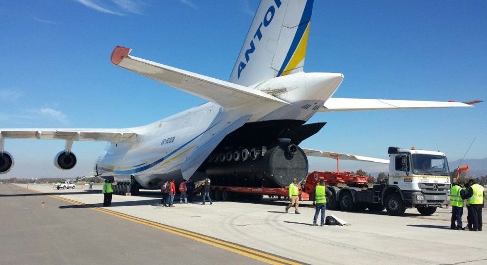 Ukraine's An-124 flies oversize cargo from Chile to Argentina in record ...