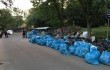 У Львові активісти самостійно прибирають сміття з вулиць <br> Facebook Михайло Катрук