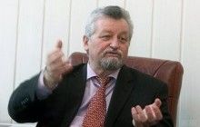 Віталій Цимбалюк: Як бути з тими людьми, які хочуть у нас лікуватись, але не мають коштів? Це – болюче питання, бо пацієнт каже: ми живемо у державі, в Конституції якої записано – медицина безкоштовна