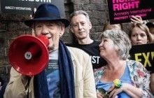 Зірка "Володаря кілець" прийшов на мітинг в підтримку чеченських геїв в Лондоні (фото)