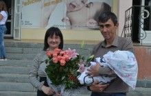 Из Житомирского перинатального центра выписали роженицу с 12-м ребенком