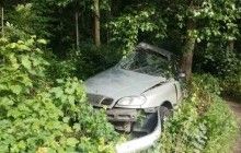 ДТП у Харкові: Mercedes "впечатав" Lanos у дерева, двоє загиблих