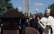 У Тернополі на могилі загиблого в АТО земляка відкрили пам’ятник