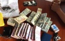На Волыни правоохранители изъяли "черную кассу" таможенников и тонны спирта для фальсификата