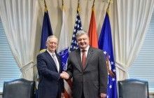 Порошенко обсудил с главой Пентагона российскую агрессию на Донбассе