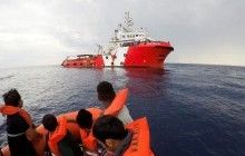 В Средиземном море спасли более 400 мигрантов из Африки