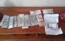 СБУ проводить обшуки у міській раді Херсона: вилучено понад 90 тисяч доларів (фото)
