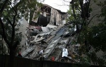 В окупованому Донецьку стався вибух, обвалилася будівля університету торгівлі (фото, відео)