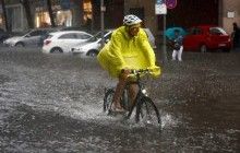Через потужну зливу екстрені служби Берліна перейшли на режим НС (фото, відео)
