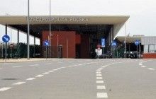 Польша прекращает работу пешеходного перехода в Угринове