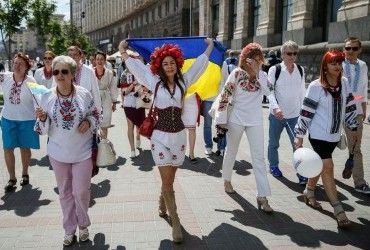 День вишиванки 2022: Історія української вишиванки та візерунки по регіонах