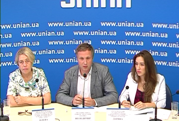 "Щодо реконструкції згорілого Центрального Гастроному за адресою: Хрещатик, 40/1"