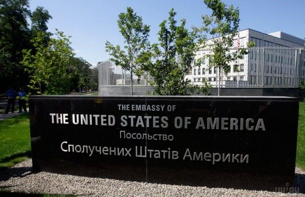Посольство США радить охочим відвідати Україну проявляти обережність