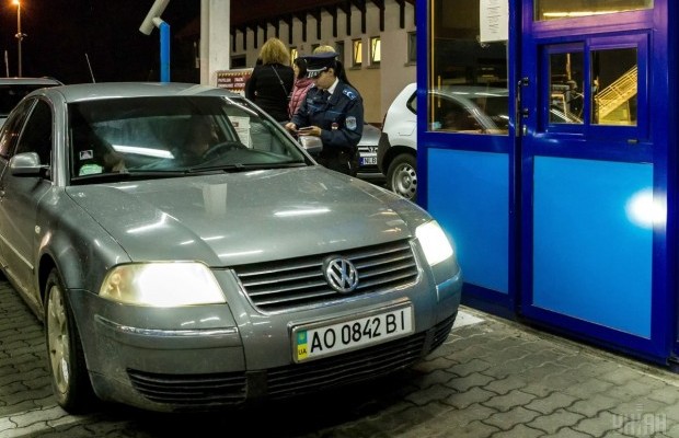 Журналисты рассказали, что нужно знать для путешествия за границу на собственном авто