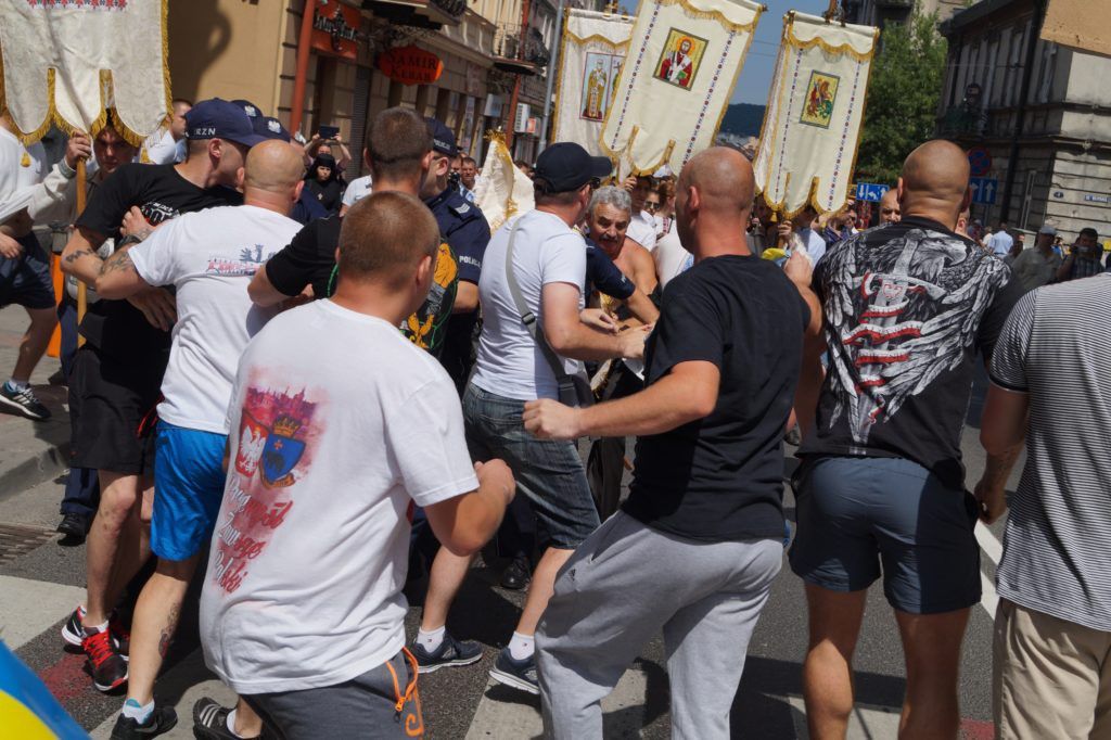 Предъявлено обвинение в связи с нападением на украинскую процессию в Перемышле / фото prostir.pl Предъявлено обвинение в связи с нападением на украинскую процессию в Перемышле / фото prostir.pl