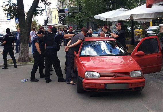 Начато уголовное производство за покушение на совершение хулиганства / фото npu.gov.ua Начато уголовное производство за покушение на совершение хулиганства / фото npu.gov.ua