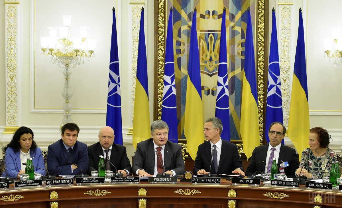 Киев и НАТО начали дискуссии о введении ПДЧ для Украины / фото УНИАН