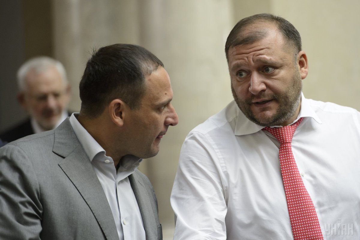 Вызов Луценко зачитал после голосования Рады за привлечение к ответственности, задержание и арест нардепа / фото УНИАН