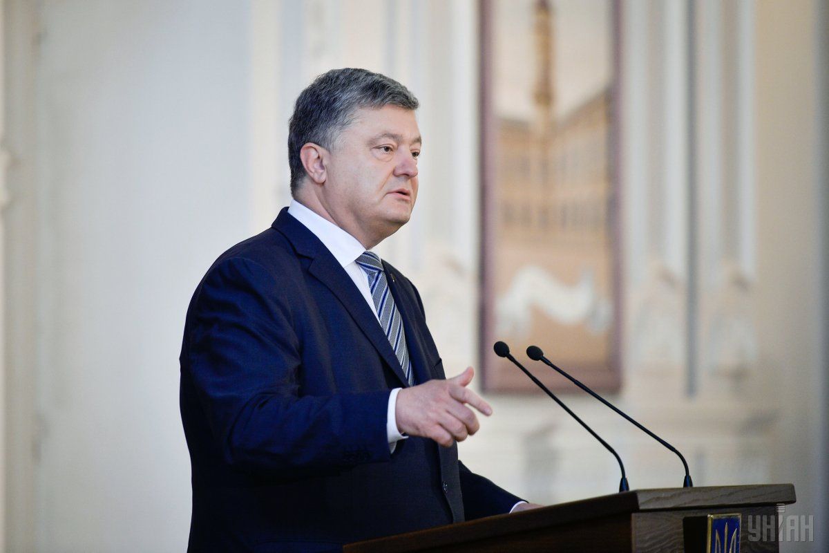 Порошенко заявил, что Украина ищет решение, чтобы сдерживать российскую армию / фото УНИАН