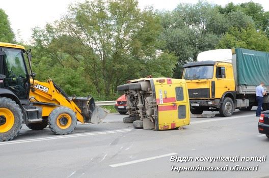 ДТП сталося близько 16 години / поліція Тернопільщини ДТП сталося близько 16 години / поліція Тернопільщини
